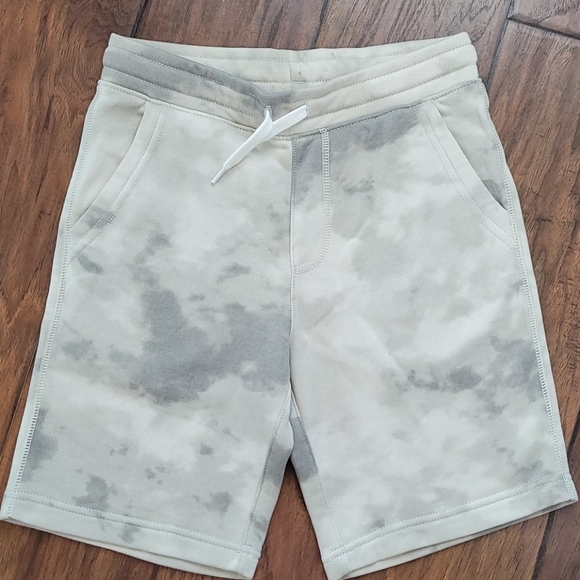 tie dye shorts old navy
